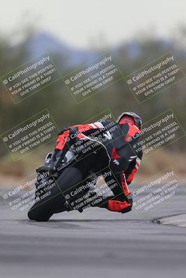 media/Sep-21-2025-Race Pace (Sun) [[98bf33ef95]]/Verified/2-Turn 2 Backside (835am)/